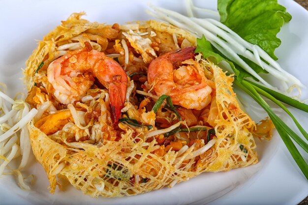 Pad thai