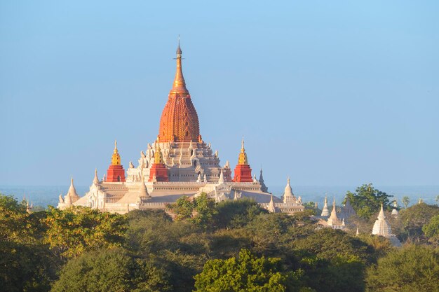 Pagode Ananda à Bagan Birmanie