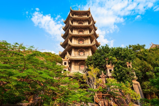 Pagode aux montagnes de marbre Danang