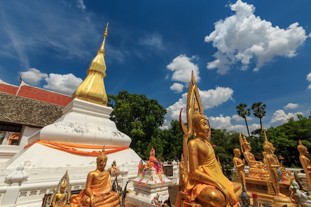 Pagode D'or à Phra That Kham Kaen, Khon Kaen, Thaïlande