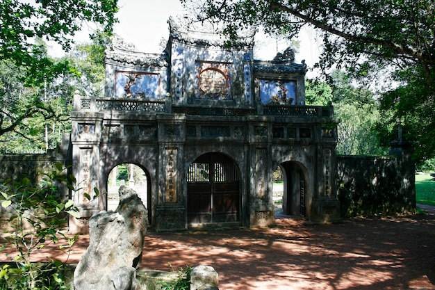 La pagode Tu Hieu à Hue