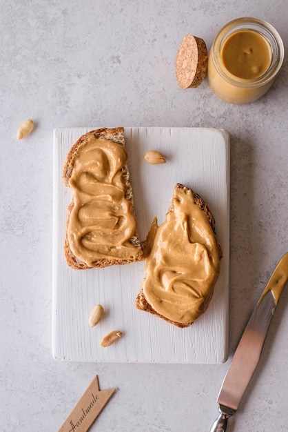 Pain au beurre de cacahuète