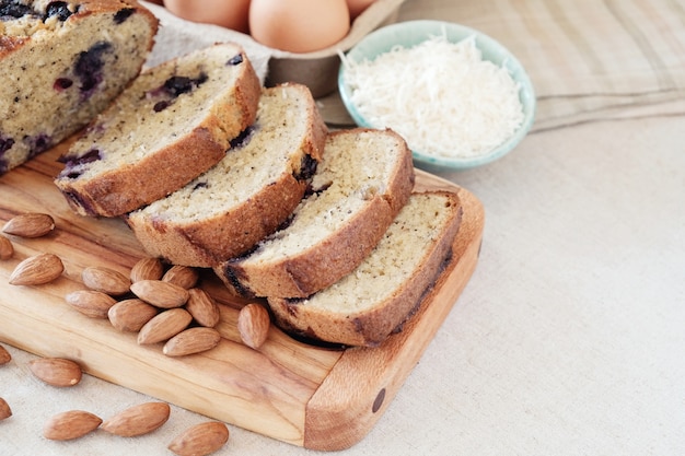 pain aux amandes et noix de coco sans gluten, aliment de régime cétogène