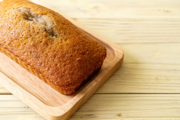 Pain aux bananes maison ou gâteau aux bananes tranché