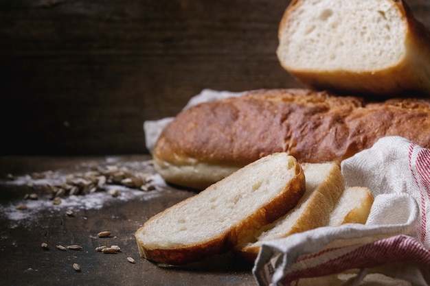 Pain de blé blanc fait maison