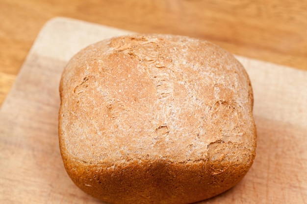 Pain de blé cuit à la machine