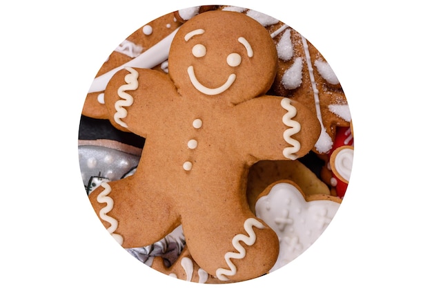 Pain d'épice de Noël Délicieux biscuits de pain d'épice au miel, gingembre et cannelle Composition d'hiver