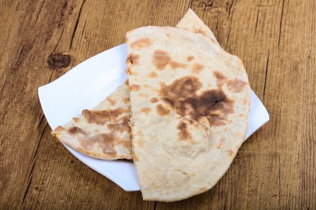 Pain indigène naan