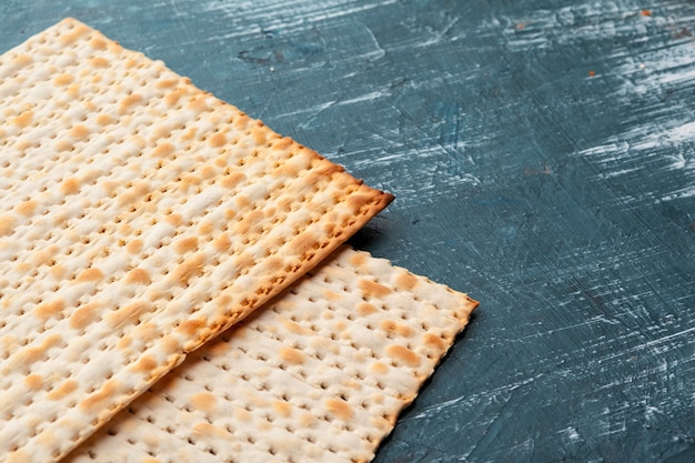 Pain matzo traditionnel juif