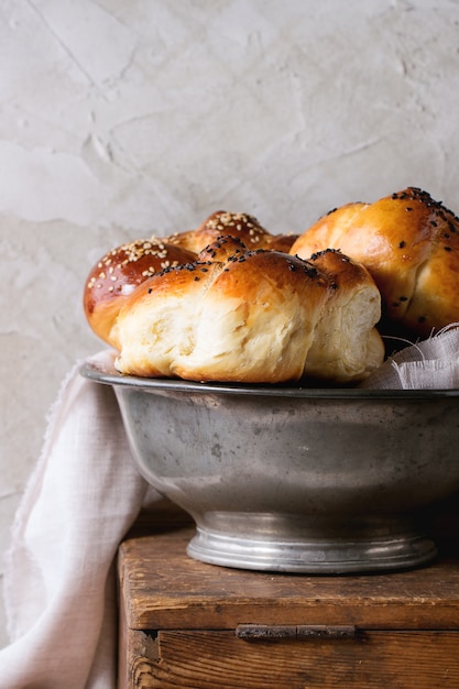 Pain rond à la Challah