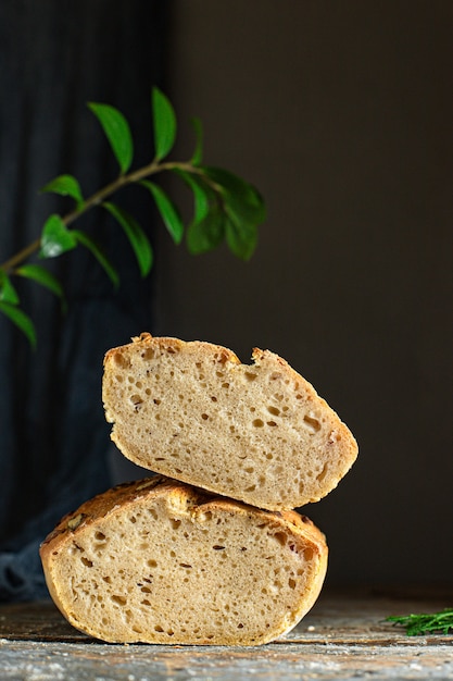 pain de seigle levure de blé ou levain cuisson maison boulangerie bio naturelle cuisson