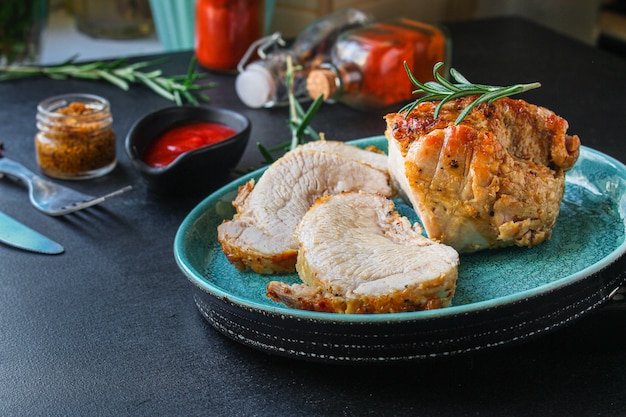 pain de viande, viande de porc savoureuse et saine grillades