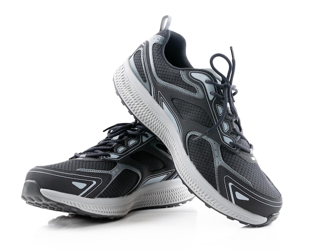 Paire de chaussures de sport noir isolé sur fond blanc