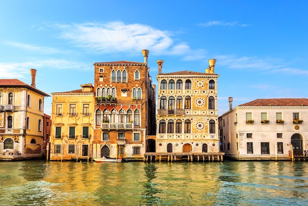 Le palais Dario sur le Grand Canal de Venise, en Italie