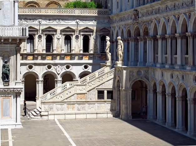 Palais des Doges sur la Place Saint Marc Venise Italie