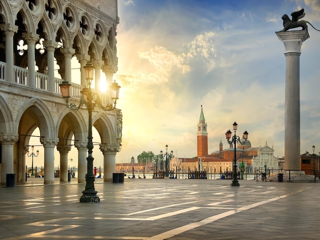 Palais des doges sur la place San Marco à Venise, Italie