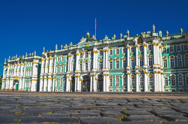Palais d'hiver Bâtiment de Saint-Pétersbourg abritant le musée de l'Ermitage.