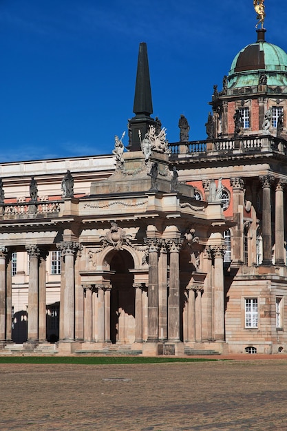 Le palais de Potsdam d'époque ferme Berlin en Allemagne