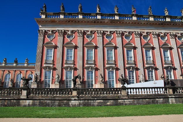 Le palais de Potsdam d'époque ferme Berlin en Allemagne