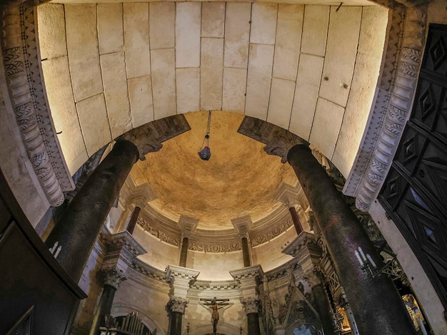 Palais de la vieille ville de Split Croatie de l'intérieur de l'église de l'empereur romain Dioclétien