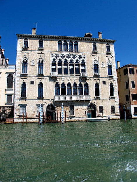 Le palais vintage sur le Grand Canal à Venise Italie