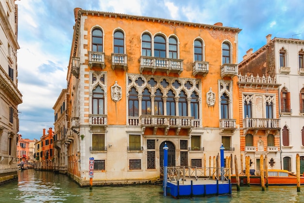 Palazzo CavalliFranchetti sur le Grand Canal Venise