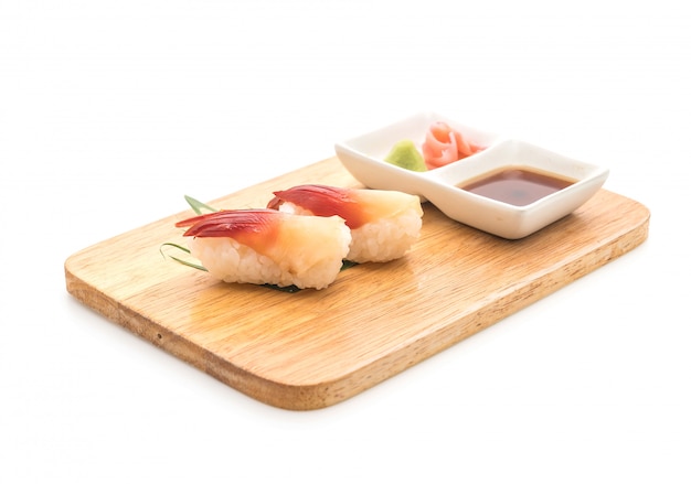 La palourde de surf Stimpson (hokkigai) nigiri sushi - style de cuisine japonaise