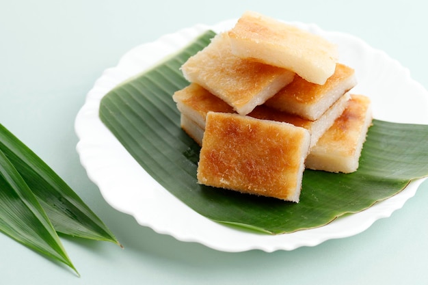 Pancake asiatique à la noix de coco Kanom Babin ou Wingko Dessert populaire