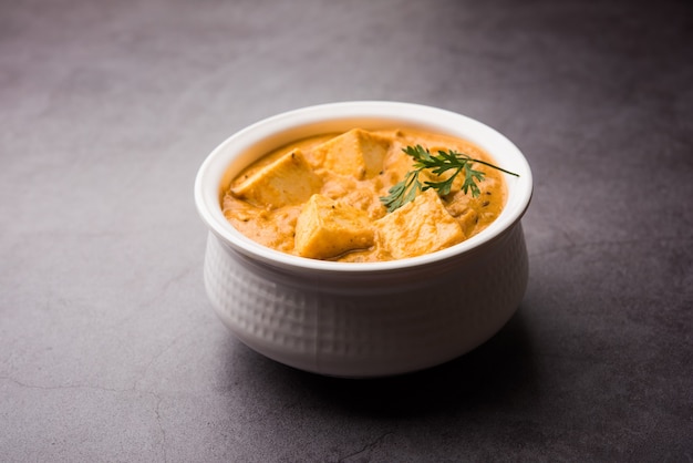 Paneer Korma, Kurma ou Quorma est une recette indienne populaire de plat principal à base de fromage cottage avec curry fait de caillé, noix de coco et noix de cajou