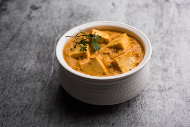 Paneer Korma, Kurma ou Quorma est une recette indienne populaire de plat principal à base de fromage cottage avec curry fait de caillé, noix de coco et noix de cajou