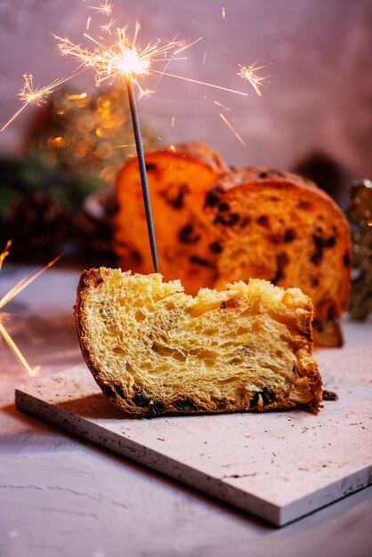 Panettone Et Cierges Magiques