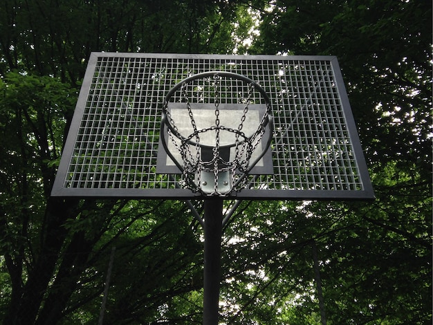 Panier de streetball ou de basket de rue