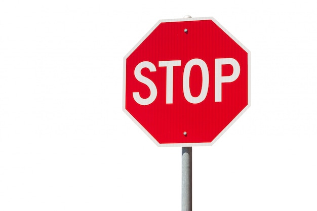 Photo panneau d'arrêt rouge isolé sur fond blanc