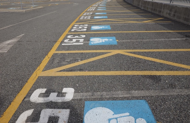 Panneau de signalisation handicapé