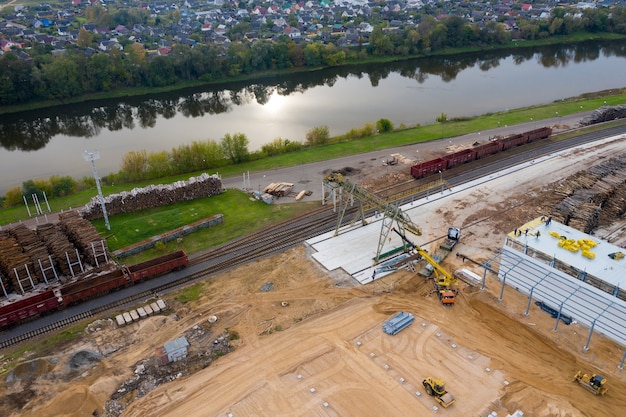 Panorama D'un Chantier De Construction Dans Une Usine De Menuiserie, Vue Aérienne