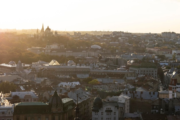 Panorama du vieux centre-ville historique de Lviv Ukraine Europe