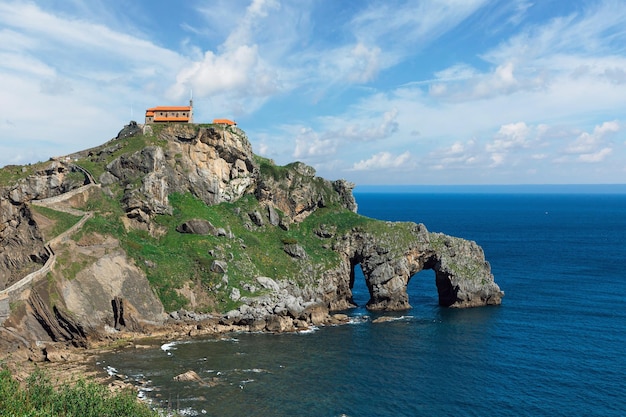 Panorama Gustelugache dans le golfe de Gascogne Espagne