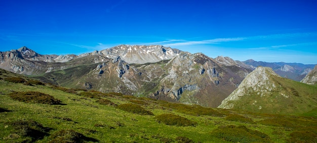 panorama des montagnes du caucase