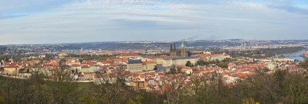 Panorama de Prague depuis la colline de Petrin