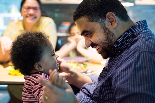 Papa, liaison, bébé, fille