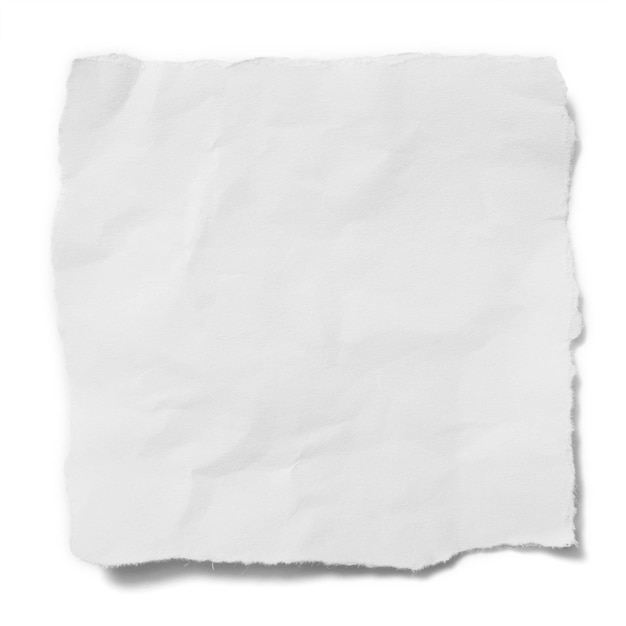 Papier blanc déchiré sur fond blanc