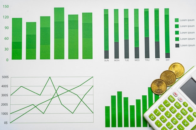 Papier financier avec graphiques et diagrammes sur tableau gris