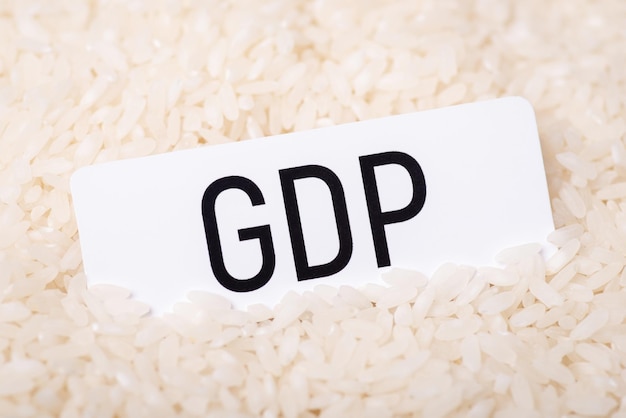 Papier avec inscription PIB sur grain de riz