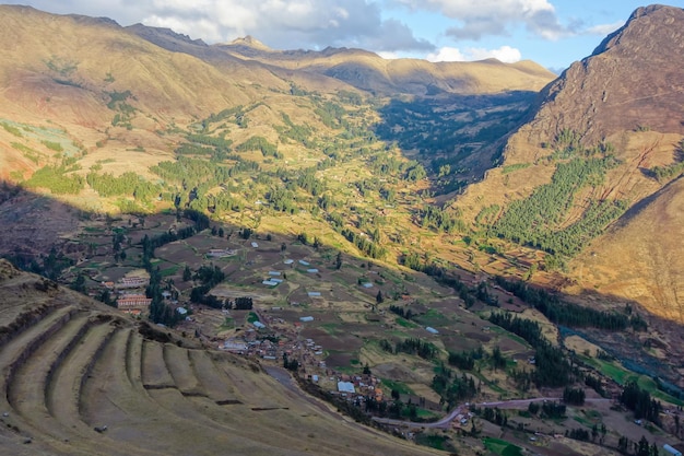 Parc archéologique de Pisac, Pérou. Ruines incas et terrasses agricoles