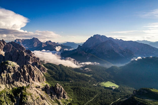 Parc Naturel National Tre Cime Dans les Alpes Dolomites. Belle nature de l'Italie.