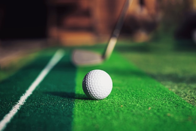 Parcours de golf artificiel pour les petits bureaux