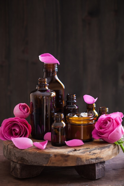 Parfumerie Spa Aromathérapie aux huiles essentielles et fleurs de rose