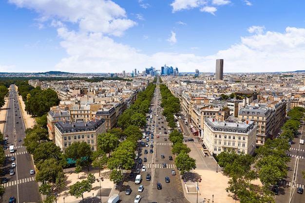 Paris skyline Champs Elysées et La Défense