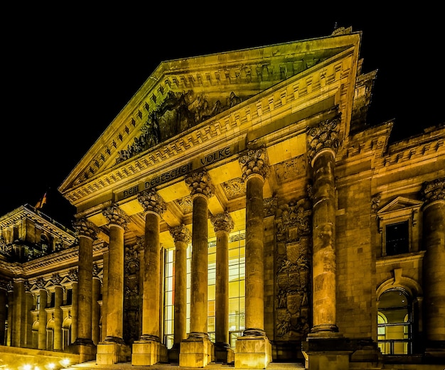 Parlement du Bundestag HDR la nuit à Berlin