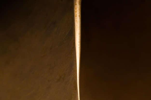 Une partie de l'hélice du navire en bronze close up Abstract texture bronze rayé